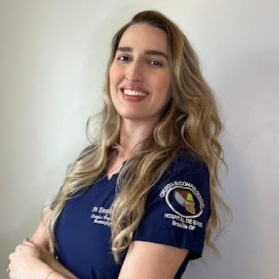 Dra. Karolyne Grando